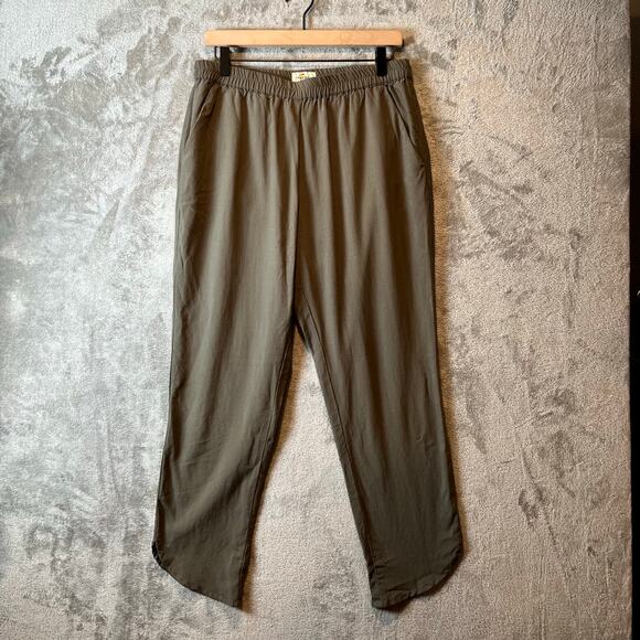 Marine Layer Allison Pants Tencel Size Medium Dusty Olive Dolphin Hem - Picture 1 of 7